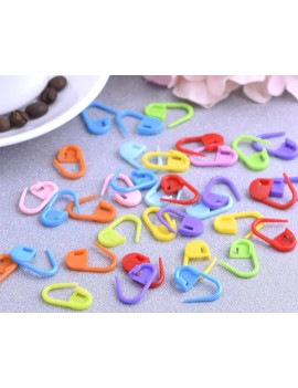 120 Pieces Knitting Crochet Locking Stitch Markers with Compartment Box